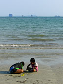 อุทยานแห่งชาติหาดนพรัตน์ธารา อ.เมือง จ.กระบี่ 